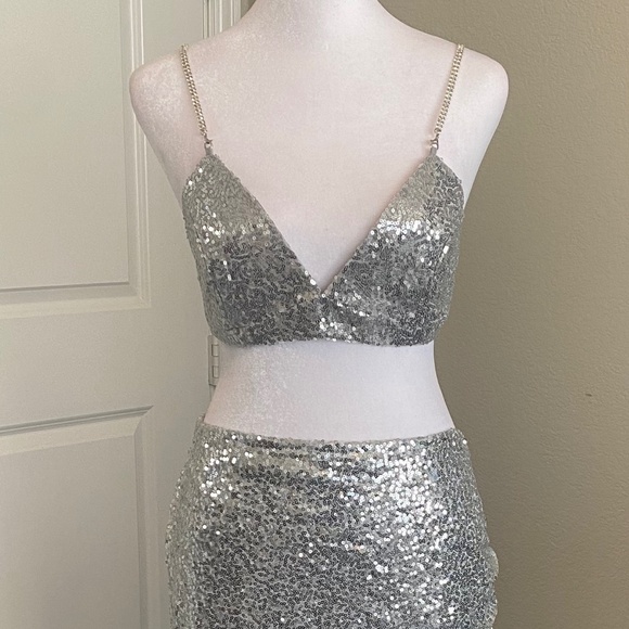 Sequin Bra Top - Picture 7 of 9